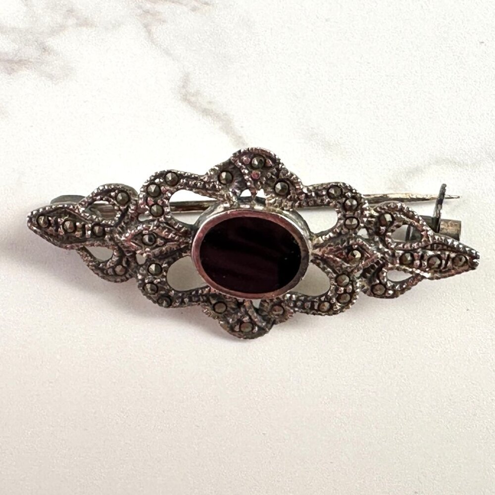 Vintage Sterling Silver Marcasite Pin Brooch With Black Onyx Oval Center Marked